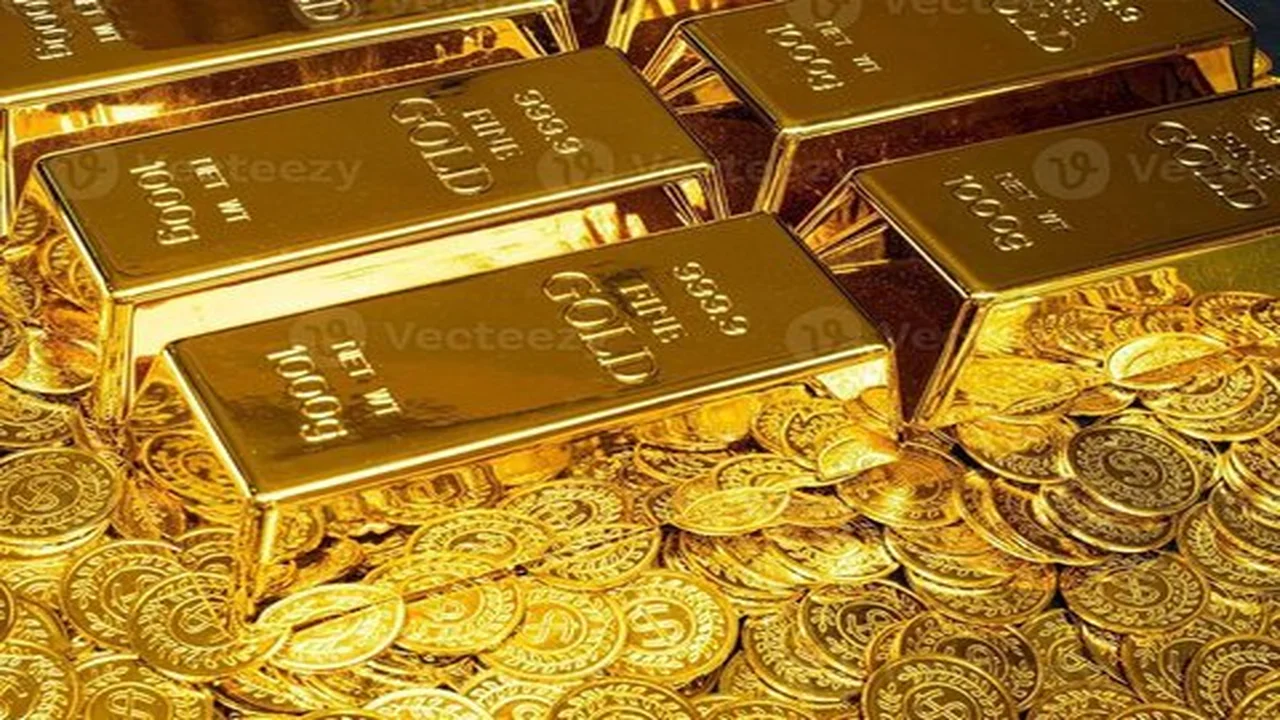 أسعار الذهب تنخفض عالمياً وسط مخاوف التضخم وترقب مفاوضات إيران الجارية
